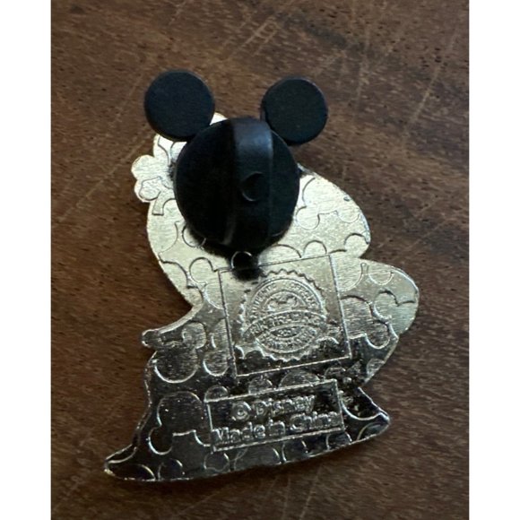 Disney Mickey Trading Pin Mulan Warrior 2017 Princess Authentic Green Yellow Cut - Picture 2 of 5